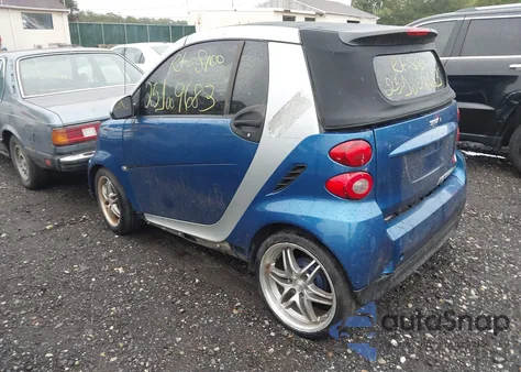 2008 Smart Fortwo Passion z USA, uszkodzony, nr VIN WMEEK31X78K130596